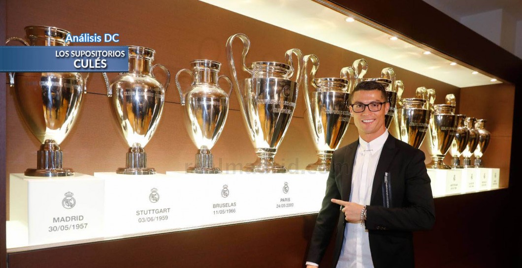 Cristiano Ronaldo junto a las Copas de Europa del Real Madrid