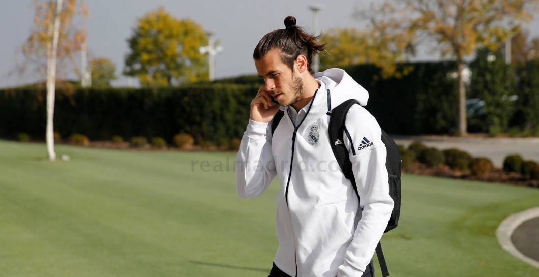 Bale en el momento de concentrarse en Valdebebas