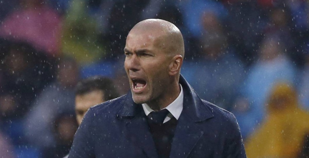 Zidane en el partido ante el Sporting