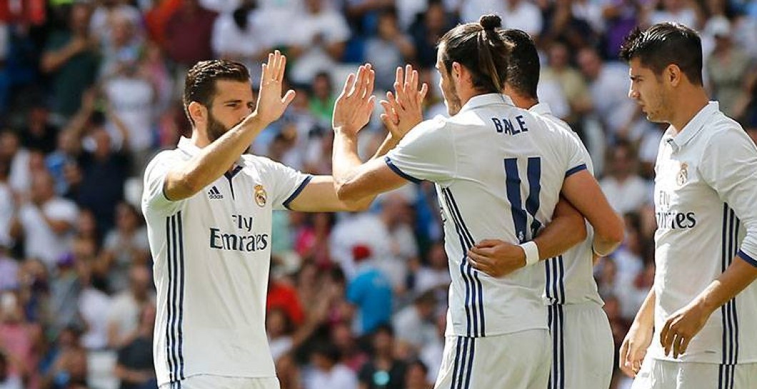 Bale celebra uno de los goles del equipo al Osasuna
