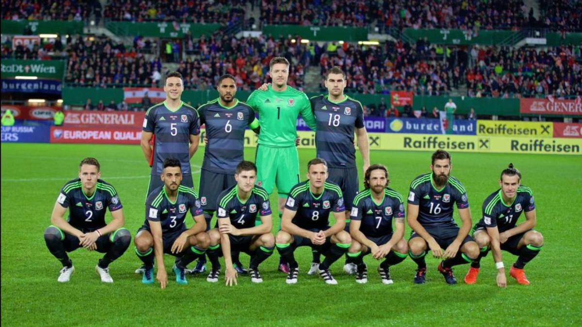 La selección de Gales sorprendió con esta foto de formación