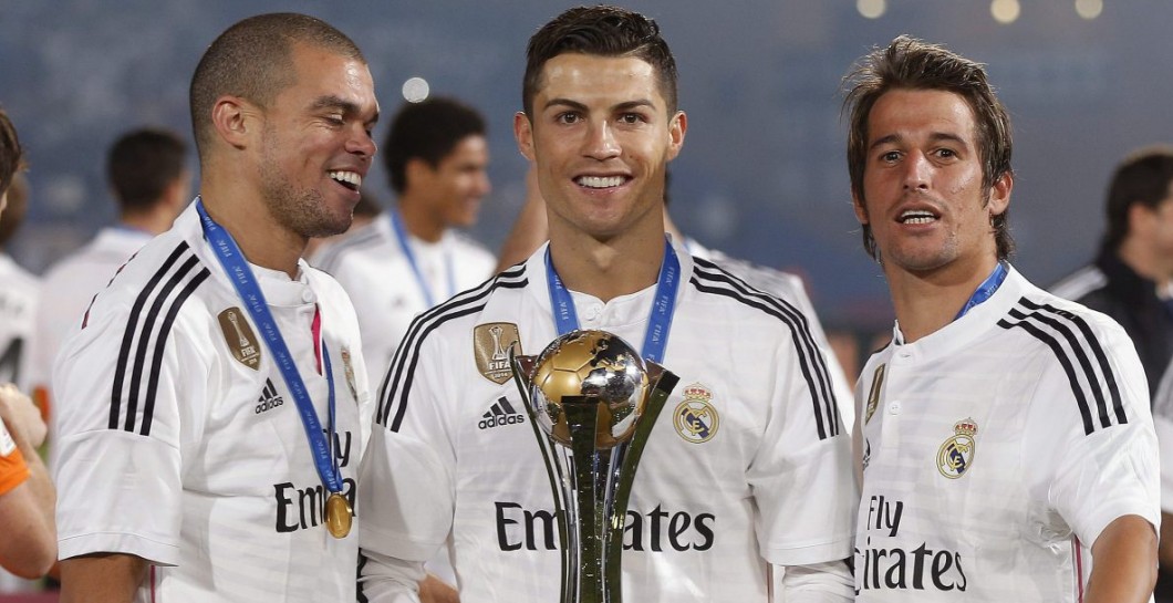 Cristiano, Pepe y Coentrao con el Mundial de Clubes