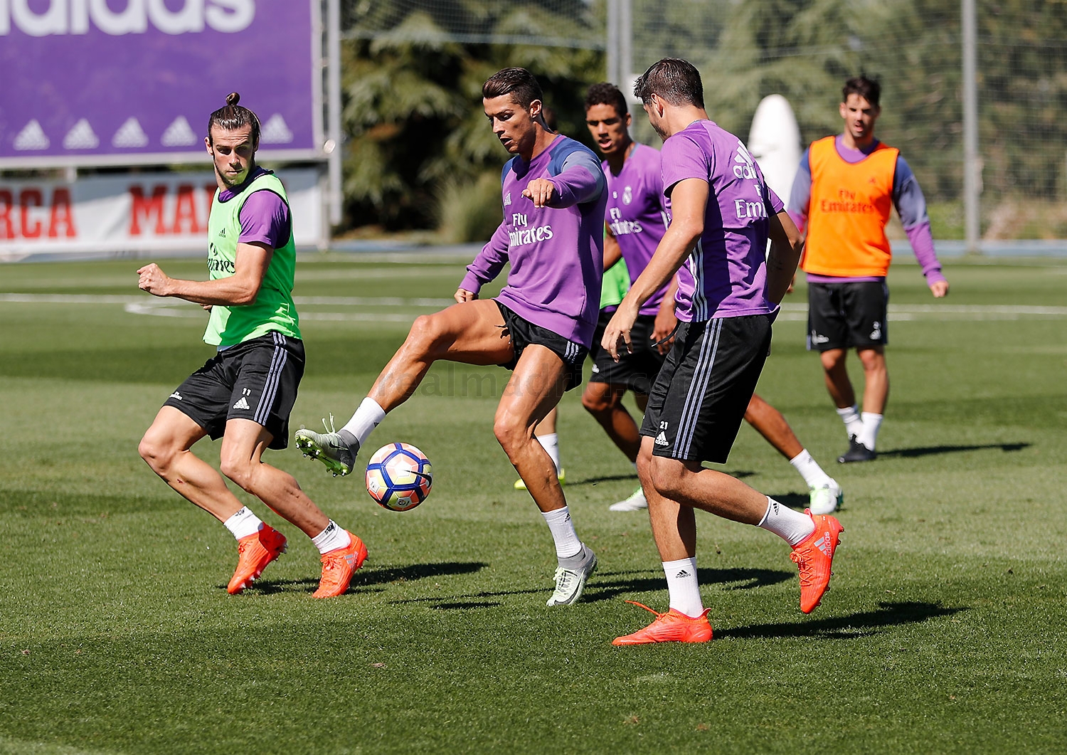 Cristiano y Bale entrenaron este lunes con normalidad