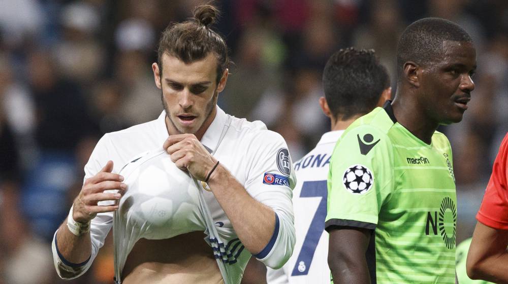 Bale con el balón en el partido ante el Sporting de Lisboa