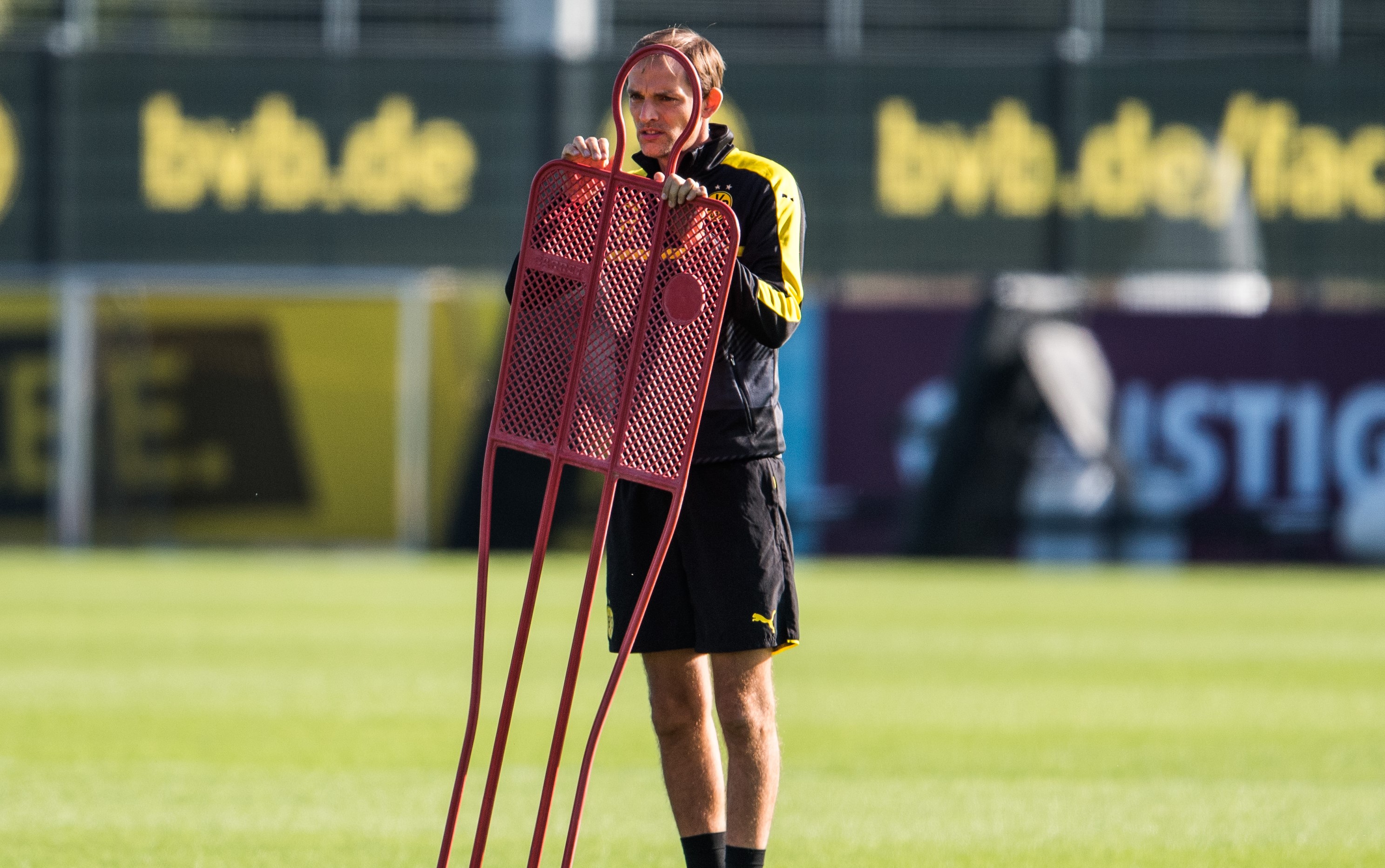 Tuchel en un entrenamiento con el Dortmund