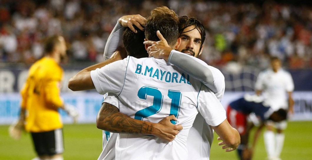 Real Madrid celebrando contra MLS