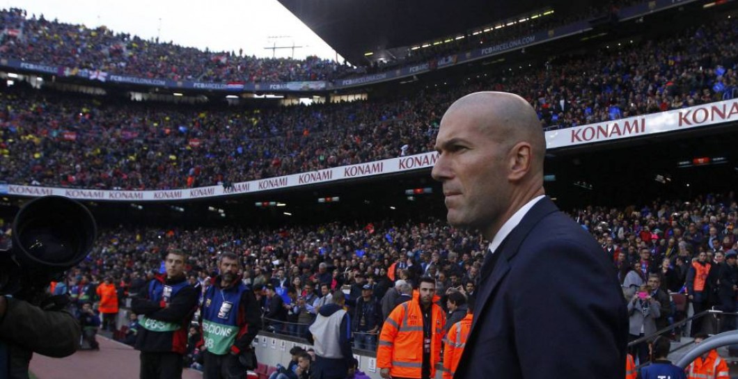 Zinedine Zidane en el Camp Nou