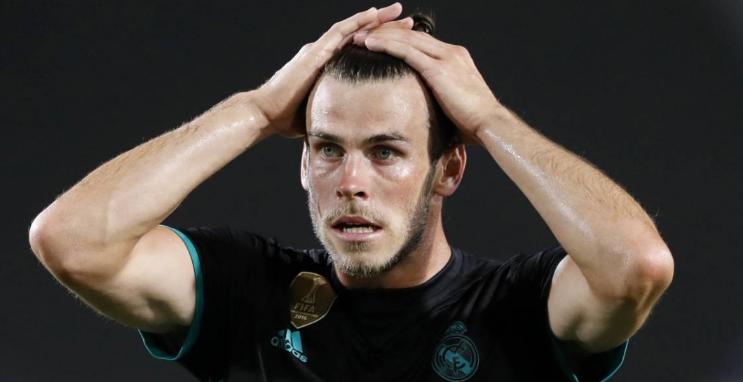 Bale se lleva las manos a la cabeza en un partido reciente