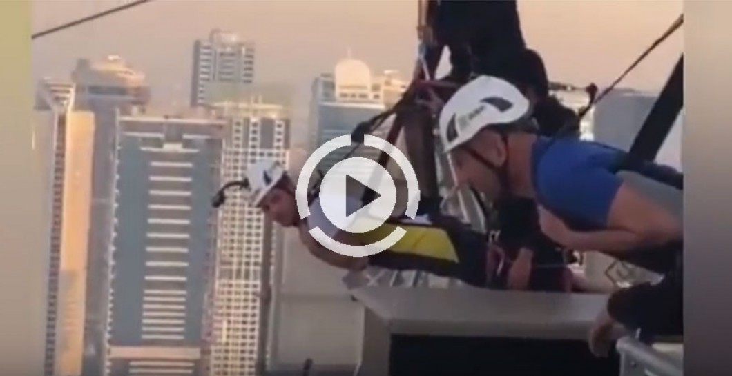Zidane se lanzó en tirolina sobre el cielo de Dubái