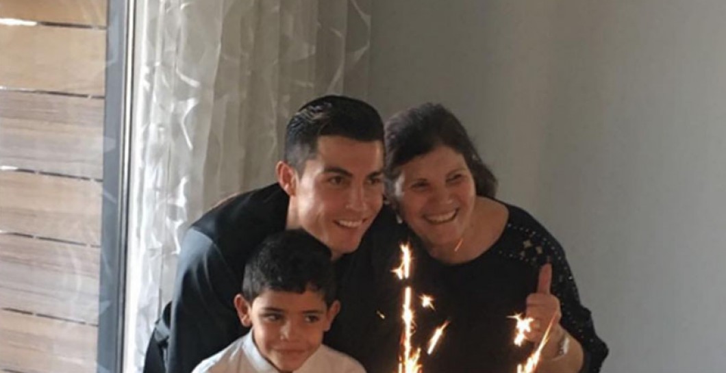 Cristiano disfrutó de su cumpleaños junto a su madre y su hijo