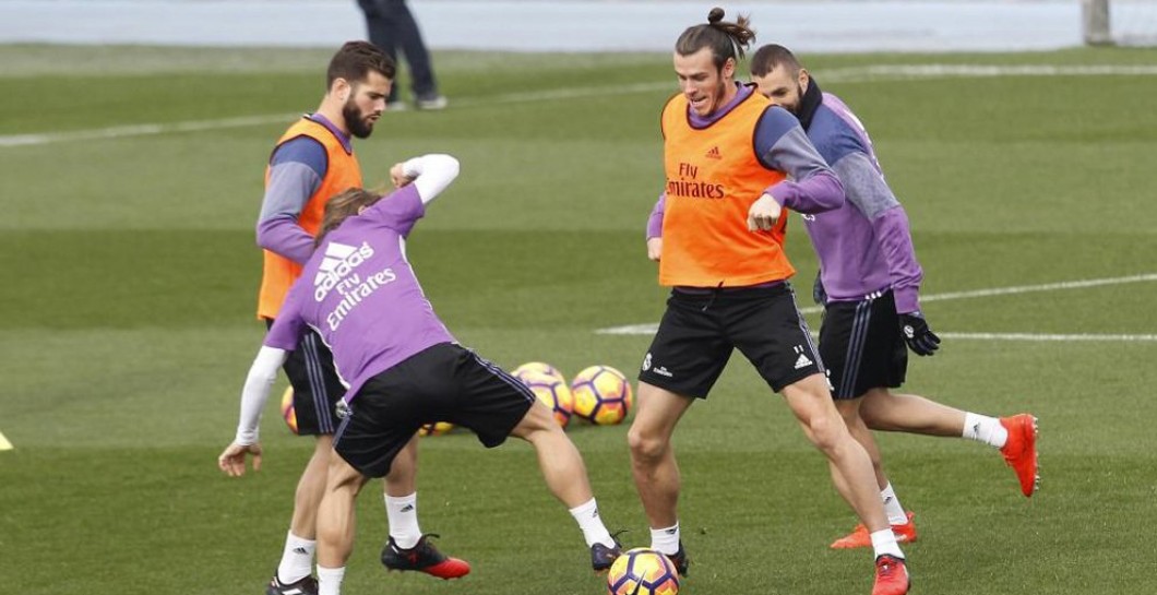 Bale con el grupo