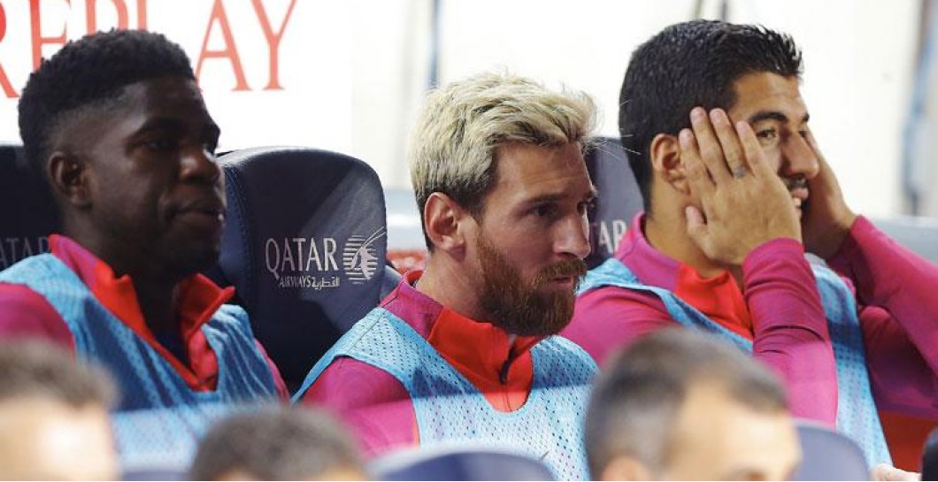 Suárez, Umtiti y Messi en el banquillo