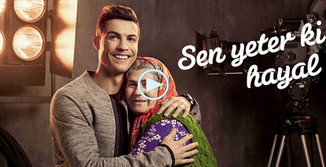 Cristiano protagoniza la última campaña de 'Türk Telekom'