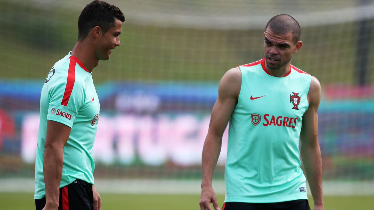 Pepe y Cristiano Ronaldo en un entrenamiento con Portugal