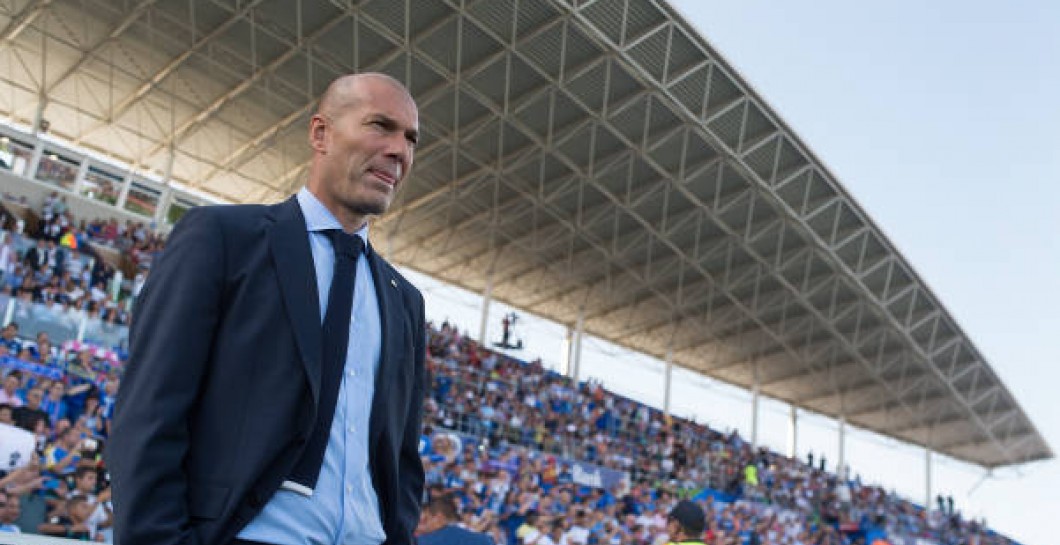 Zidane, banquillo