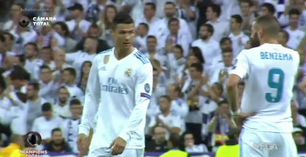 Cristiano Ronaldo, Benzema, fuera de juego
