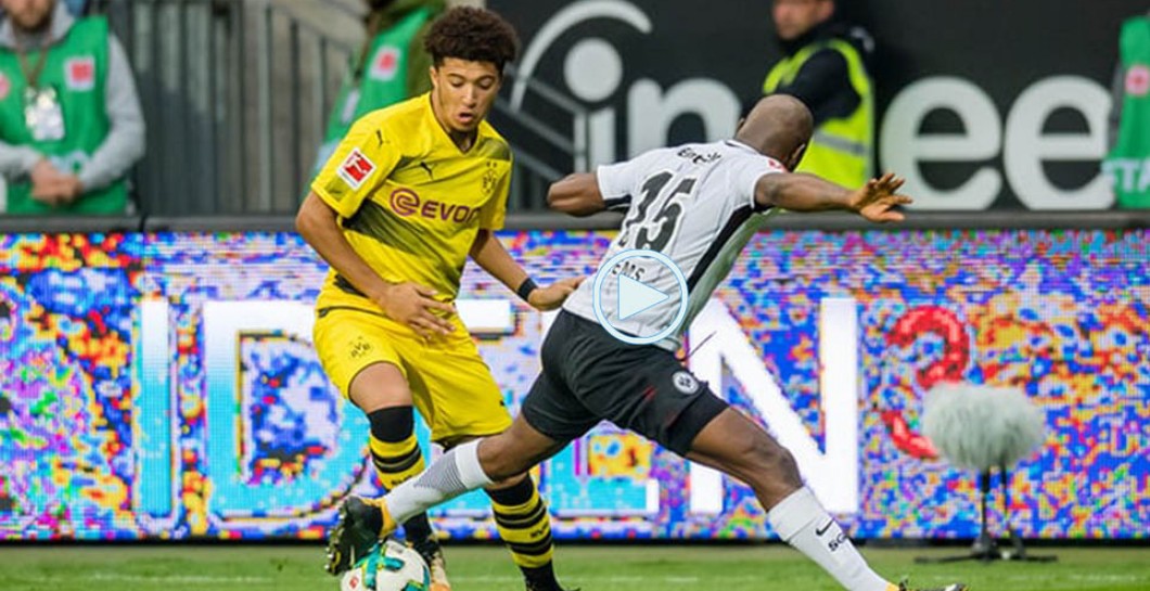 Jadon Sancho en un encuentro con el Borussia Dortmund