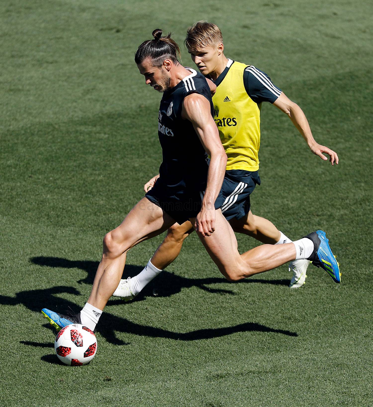 Bale y Odegaard en el entrenamiento