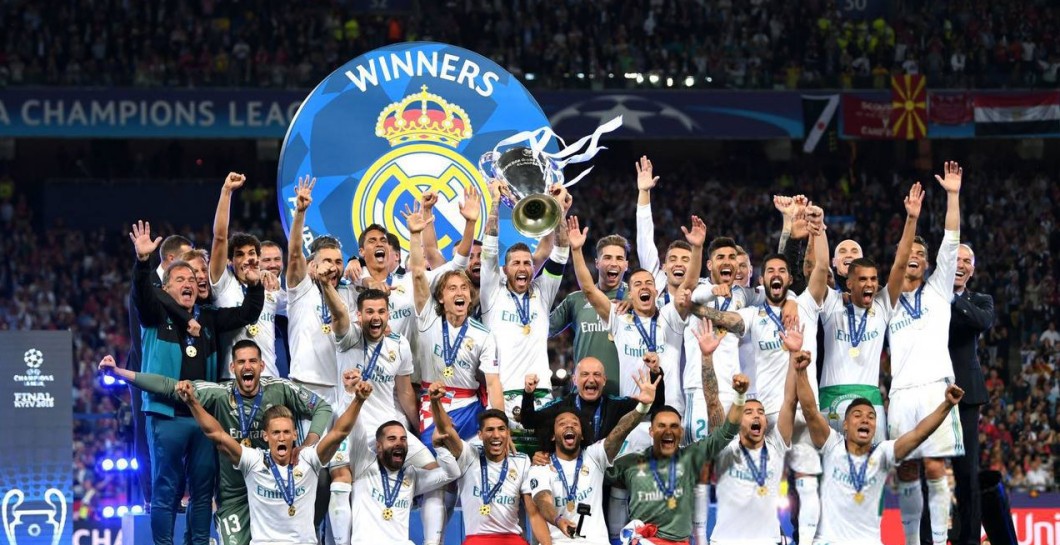 El Real Madrid levantando la Decimotercera