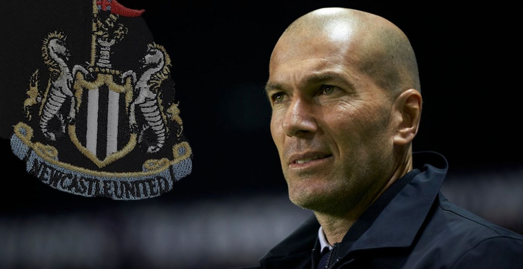 Zidane y escudo del Newcastle