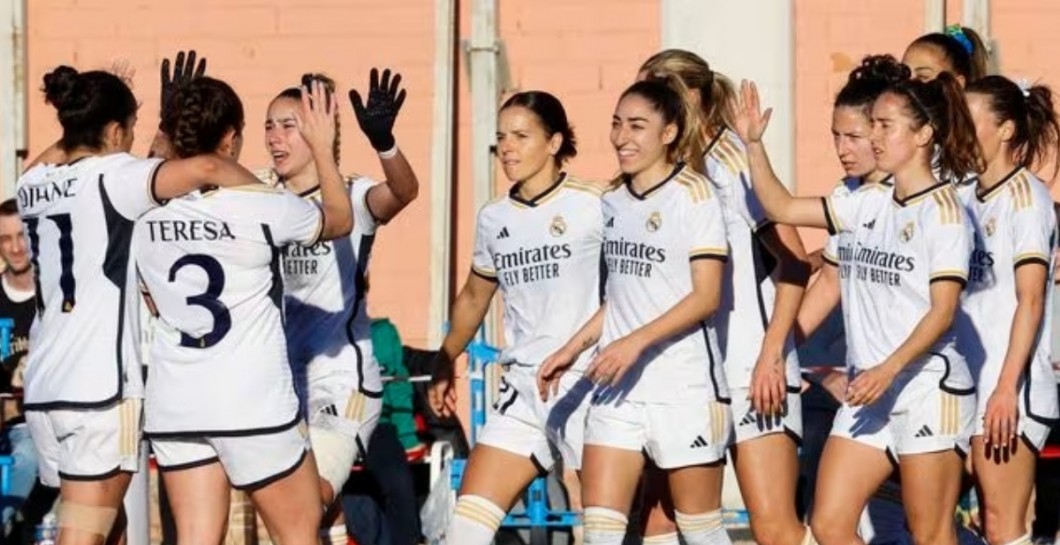 Jugadoras del Real Madrid celebrando el 0-1