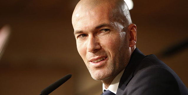 Zinedine Zidane en rueda de prensa